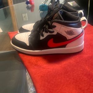 Gently worn Jordan’s - boys